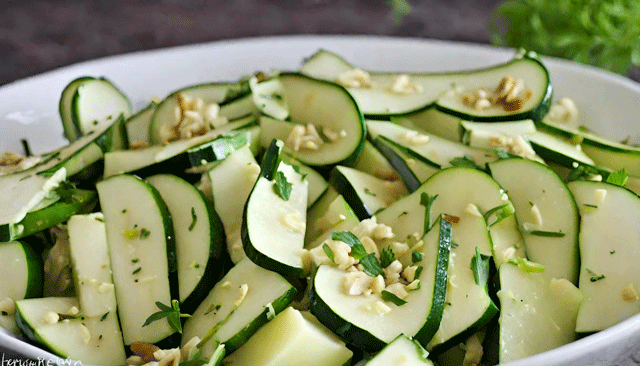 Salade de Courgette et Pomme Verte Fraîcheur