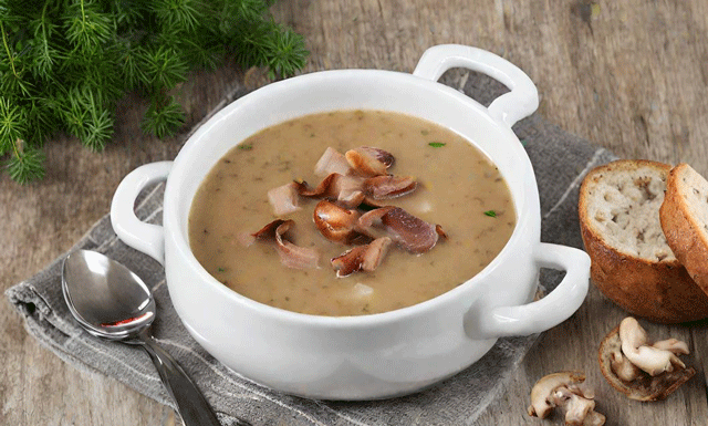 Soupe de Champignons Marrons au Bacon