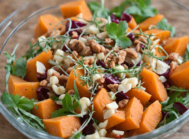 La salade de chou rouge noix et patate douce