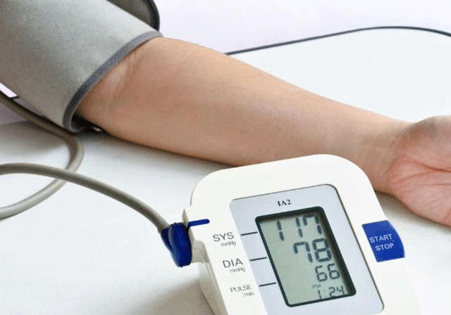 10 Façons Naturelles de Contrôler l'Hypertension Artérielle sans Médicaments