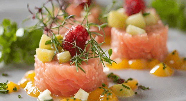 Tartare de Saumon aux Fruits de la Passion